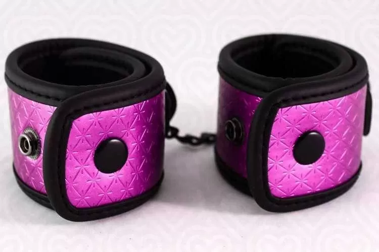 Оковы на ноги ANKLE CUFFS /черно-розовый/