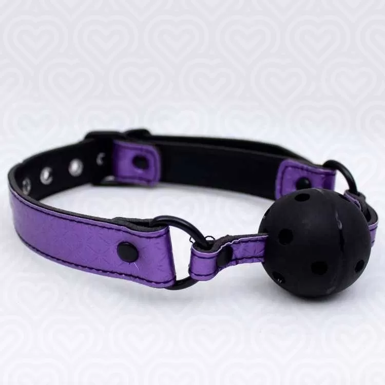 Кляп перфорированный BALL GAG /черно-фиолетовый/