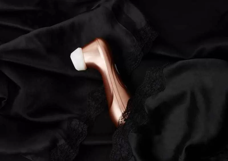 Вакуум-волновой стимулятор клитора SATISFYER PRO-2