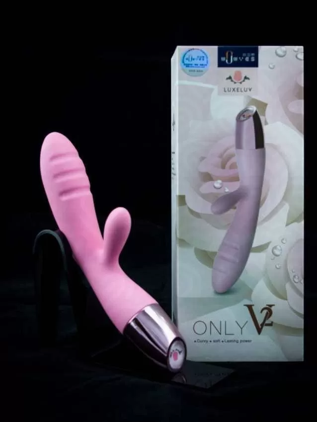 Вибромассажер Wowyes LuxeLuv ONLY V2 с клит стимулятором L-18